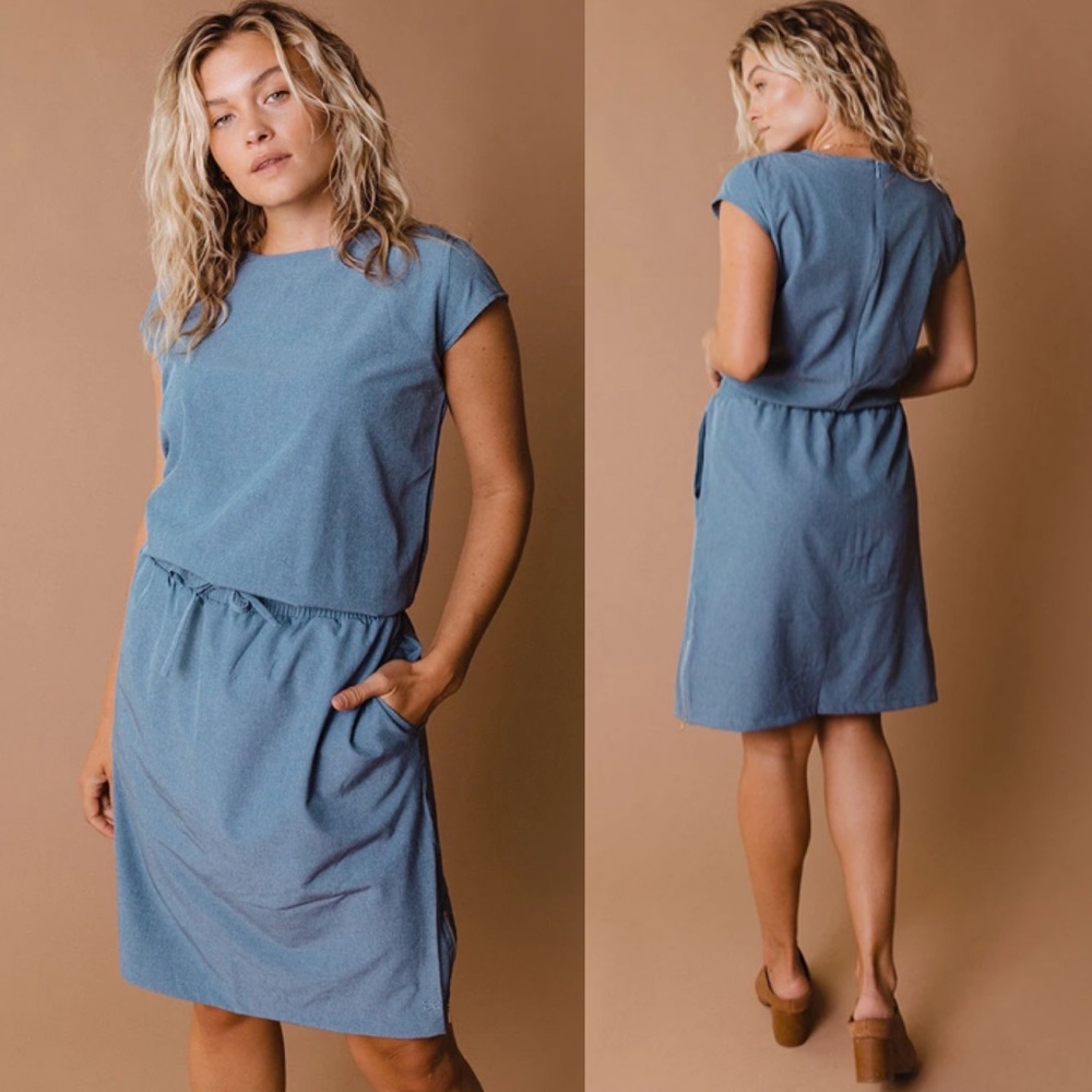 Albion NWOT light Chambray Going Places Dress size Small TALL
